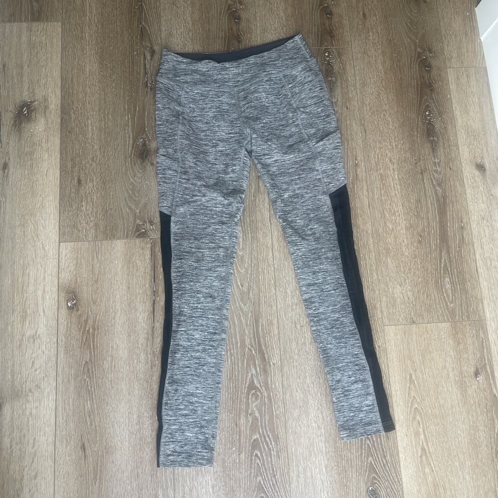 Beyond Yoga Gray Marled Leggings with Black Side Panels